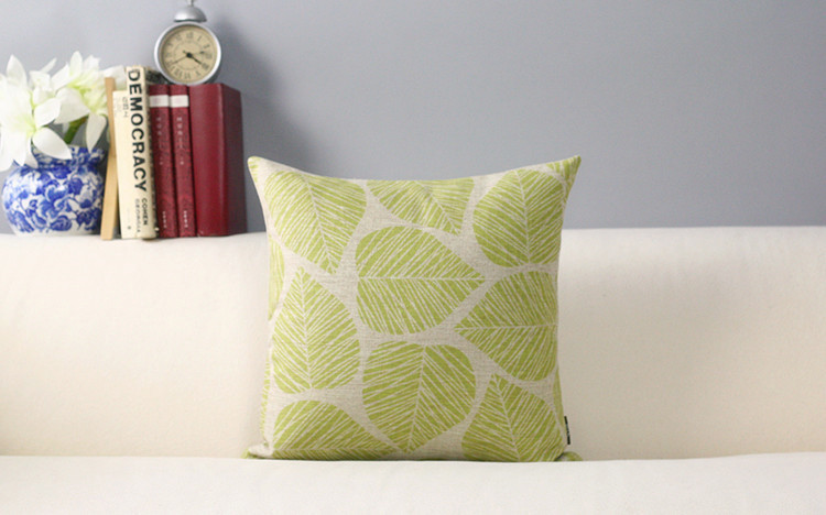 Decorative High Quality Cotton / Linen Blend Cushion Green Leaf Print